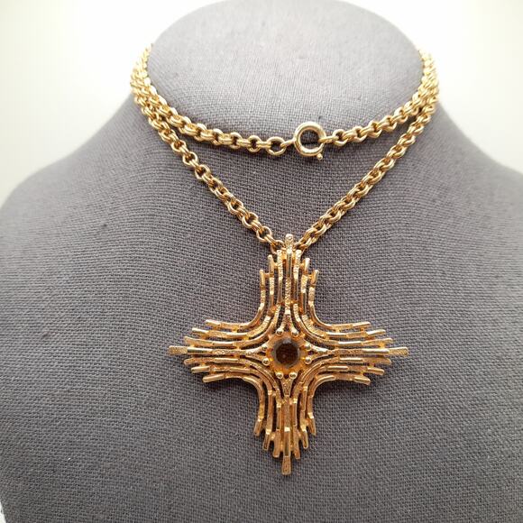 Vintage Sarah Coventry 1970s Yellow Rhinestone Cross Pendant Necklace - Picture 2 of 10